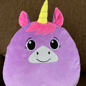 Purple unicorn mushmillow